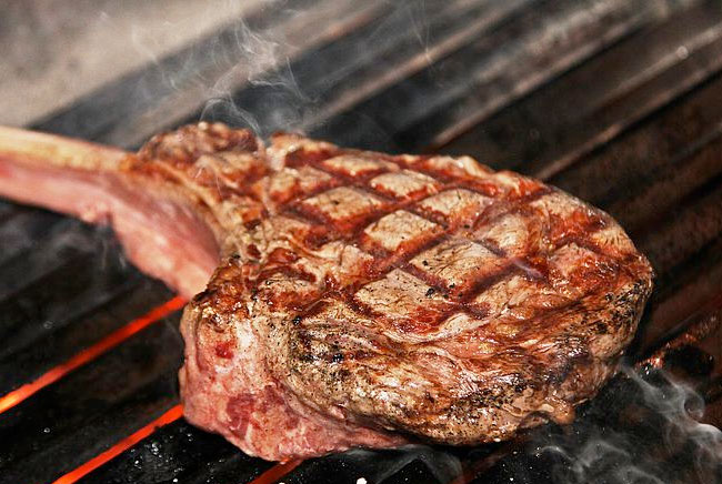 Tomahawk steak